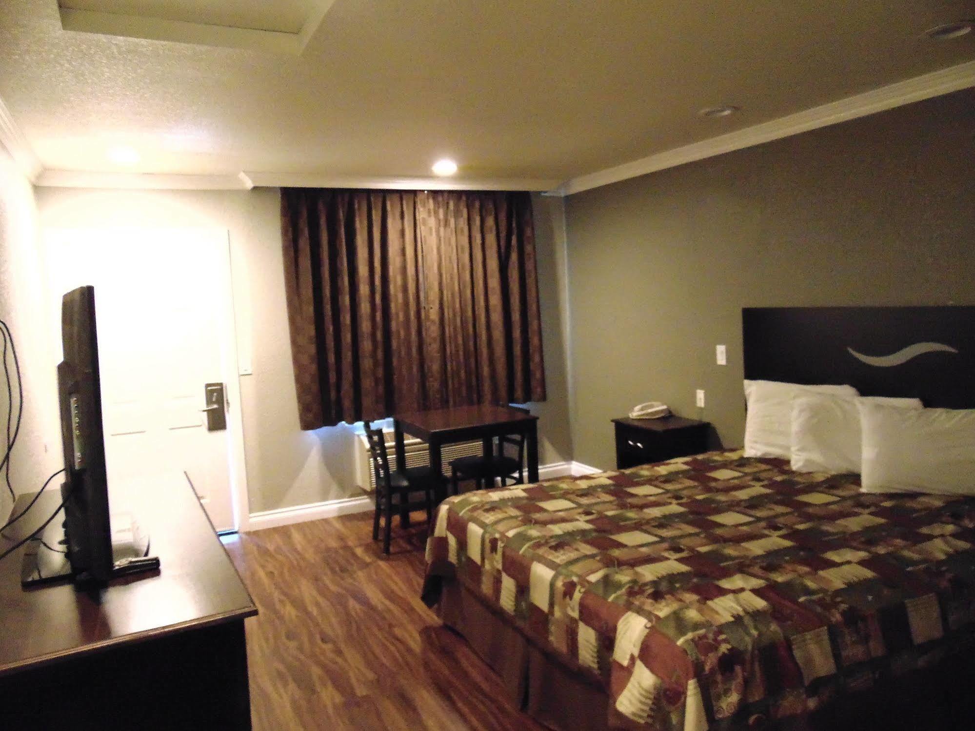 West Coast Inn Santa Ana Extérieur photo